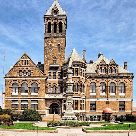 City Hall Grand Hotel Williamsport Phòng bức ảnh