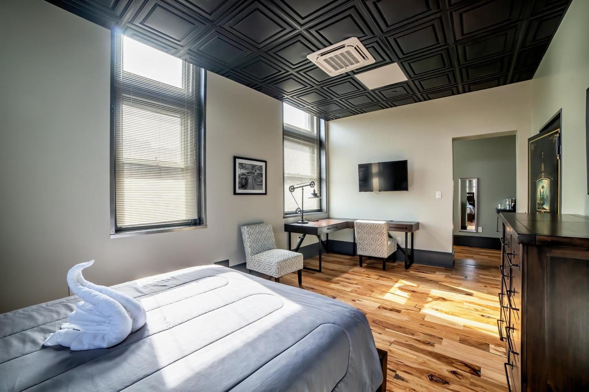 City Hall Grand Hotel Williamsport Phòng bức ảnh