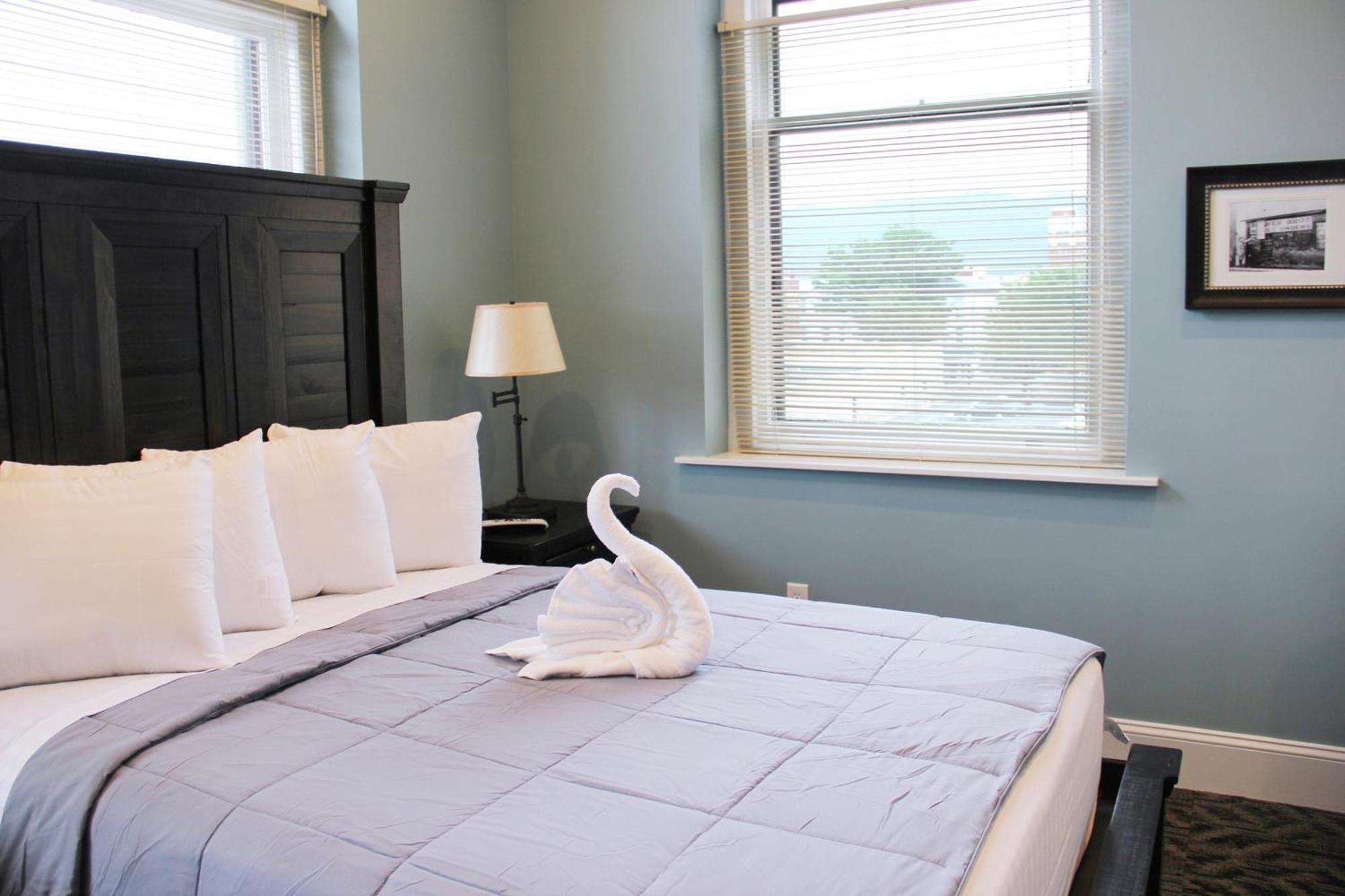 City Hall Grand Hotel Williamsport Phòng bức ảnh